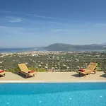 Rubini Villa *