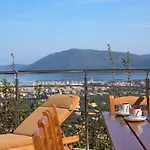 Rubini Villa *